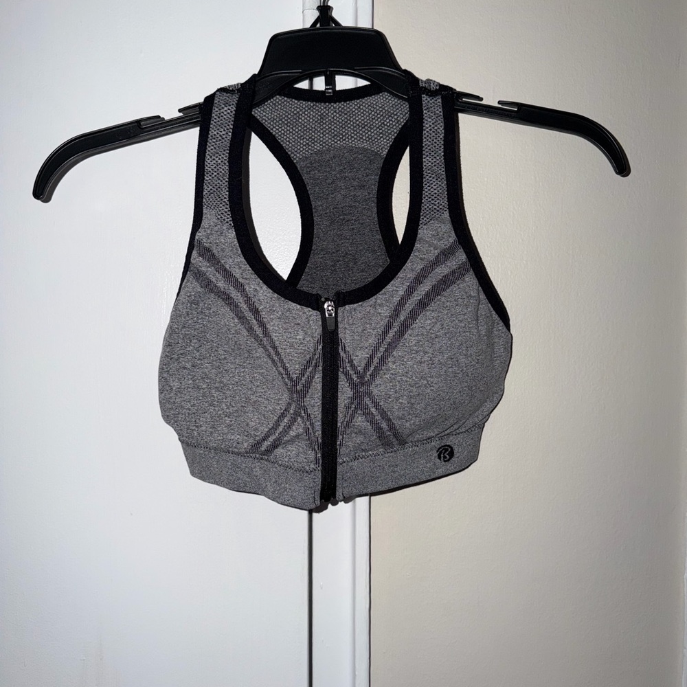 Front-Zip Sports Bra
